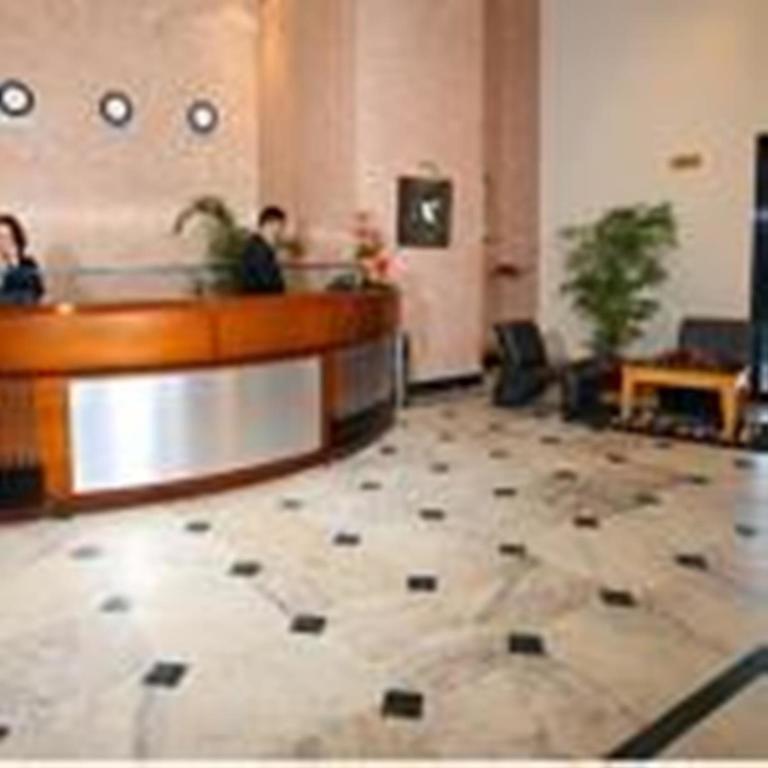 Indismart Hotel コルカタ エクステリア 写真